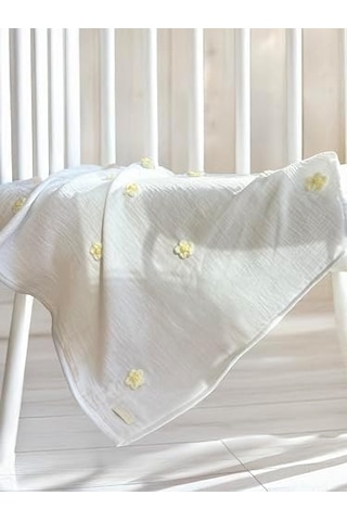 Papatya İşlemeli Doğal Dokusu Pamuk Müslin Bebek Battaniyesi 75x75 Cm Beyaz 36 Derece Üstü