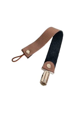 Jusso Deri Korumalı Metal Klipsli Emzik Askısı Koyu-kahve Kahverengi