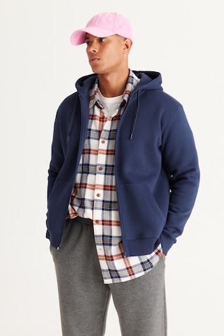AC&Co / Altınyıldız Classics Erkek Standart Fit Normal Kesim Kapüşonlu Fermuarlı Sweatshirt - Lacivert