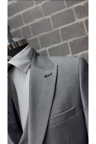 Dupont Classics Erkek Slim Fit 6 Drop Sivri Yaka Yelekli Poliviskon Çift Yırtmaç Takım Elbise Gri