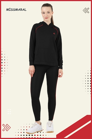 Kadın Eşofman Takım Siyah Üst Tunik & Siyah Regular Fit Lycralı Tayt Dalgıç Kumaş Aktif Spor 3060 Siyah Kırmızı Şeritli