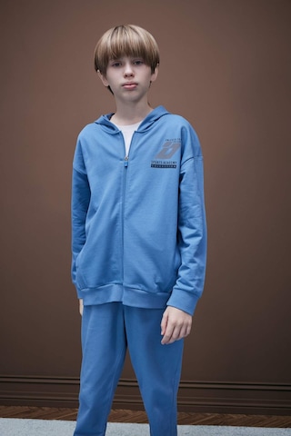 DeFacto Erkek Çocuk Baskılı Kapüşonlu Fermuarlı Sweatshirt D8536A825SPIN195