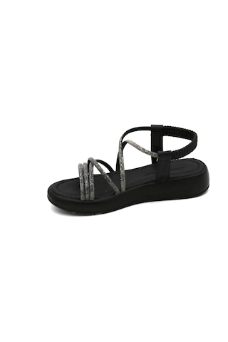 Castle Black 35250-1 Kadın Sandalet Siyah
