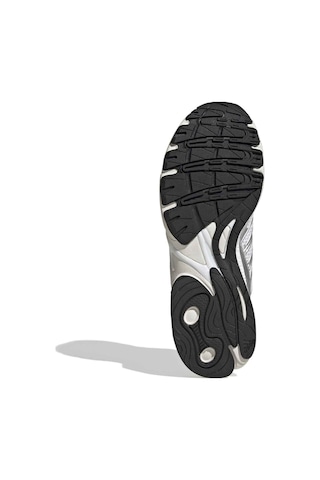 Ftwwht/sılvmt/cblack Adidas Günlük Spor Ayakkabı Adistar Control 3 Hq2721 Beyaz