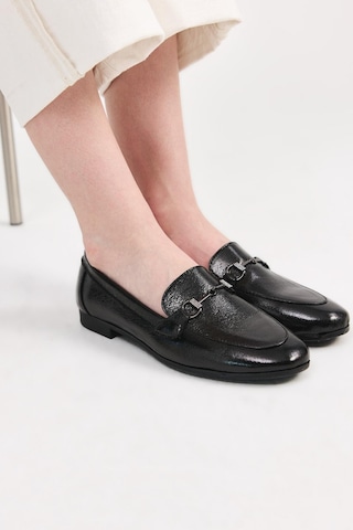 Yaya By Hotiç Kadın Siyah Tokalı Şık Klasik Loafer Siyah