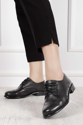 Gön Siyah Bağcıklı Zımbalı Hakiki Deri Oxford Ayakkabı siyah