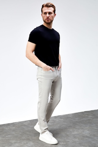 HLT Jeans Erkek Taşlamalı Mavi Regular Fit Rahat Kesim Esnek Likralı Denim Jeans Kot Pantolon Hlthe001918 Taş