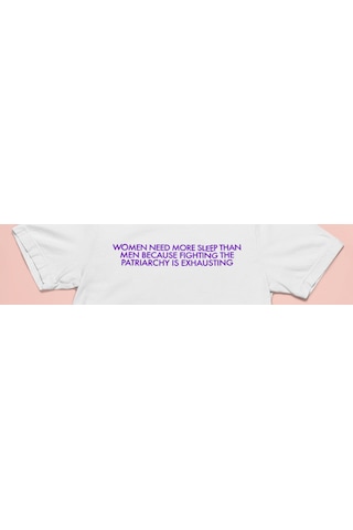 Bumeta Women Need More Sleep Than Men Mor Unisex Tişört T-shirt Siyah