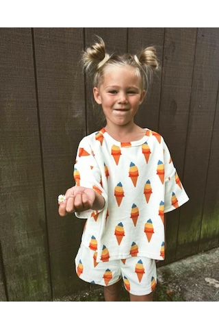 Dondurma Desenli Kız Çocuk Şortlu Takım Krem