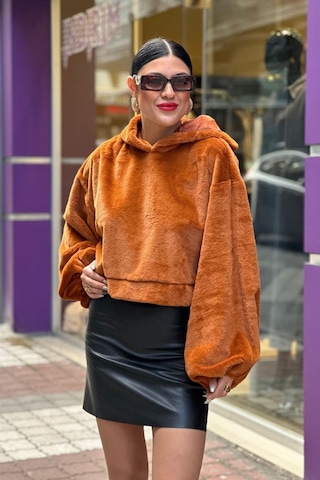 Kadın Crop Boy Yumuşacık Balon Uzun Kol Kapüşonlu Şık Kısa Sweatshirt Turuncu