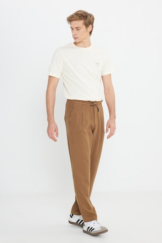 Wrangler Erkek Regular Fit Düz Paça Camel Chino Pantolon - W221266211 Kahverengi