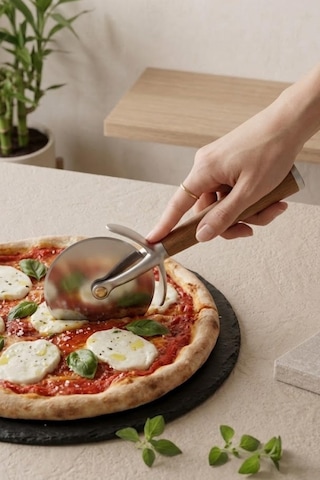 Akasya Saplı Paslanmaz Çelik Gümüş Fonksiyonel Pizza Kesici,hamur Şekillendirici Diğer
