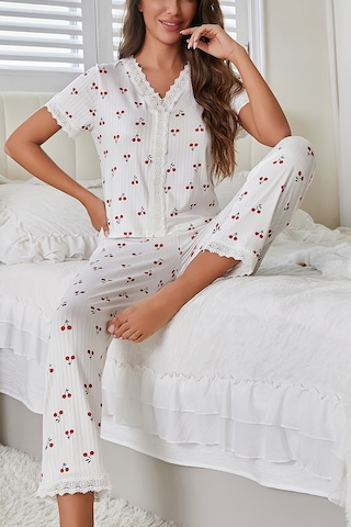 Merry See Özel Örme Kumaş Güpür Dantelli Kiraz Baskılı Kısa Kollu Pijama Takımı Beyaz