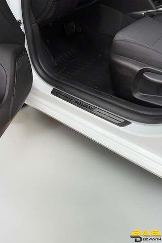Renault Megane Sd/hb Krom Kapı Eşik Koruması 2010 + Üzeri Tüm Modeller İle Uyumlu 4 Parça