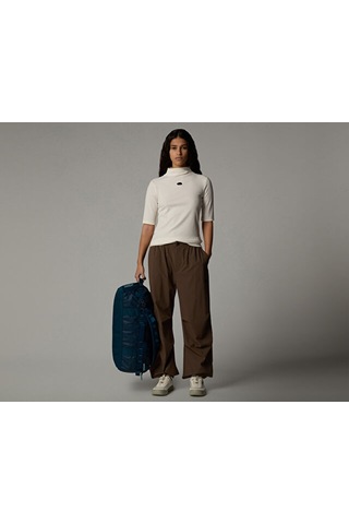 The North Face W S/s Mock Neck Slim Tee Kadın Outdoor Tişörtü Nf0a89c3qlı1 Beyaz Beyaz