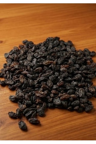 İpek Değirmen Karaman Üzümü 2 kg Doğal Kurutulmuş Çekirdekli Üzüm Toptan Boy Ekonomik Taze Gurme Kuru