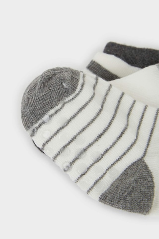 DeFacto Erkek Bebek Kaydırmaz Taban 3'lü Pamuklu Patik Çorap E5020A5NSKR1