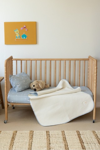 Esti Baby Bebek & Çocuk Uyku Seti 3'lü Pike Takımı 70x120 CM Lastikli Çarşaf - Örtü - Yastık Kılıfı