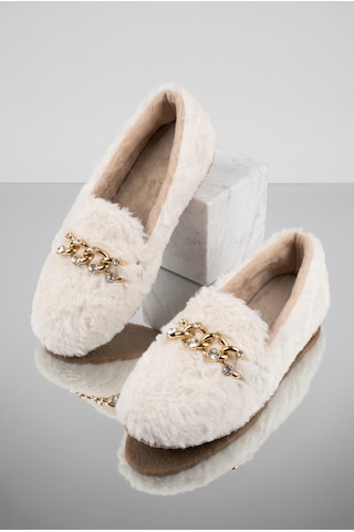 Nmoda Kadın Peluş Panduf Gold Zincir Taşlı Aksesuarlı Kapalı Loafer Yumuşak Tabanlı Kışlık Rahat Babet Beyaz