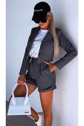 Hgfashion Atlas Çizgi Desenli Kumaş Şort Ve Ceket İkili Takım Siyah Renk Siyah