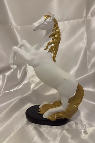 Kaideli Şahlanan Kırat Beyaz Gold Yeleli