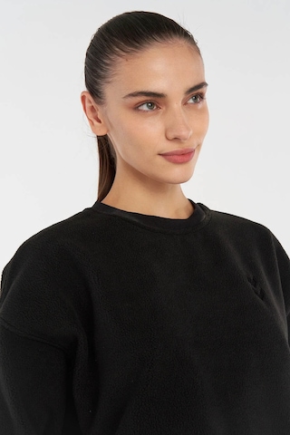 Hummel Kadın Sweatshirt Siyah 922014-2001 Hmllena Sharpa Sweatshırt 25kw61000373 W610094