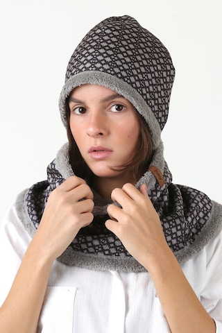 Hamur Gri Kadın Bere Ve Boyunluk 2li Set Takım Unisex Bb-098 Çok Renkli