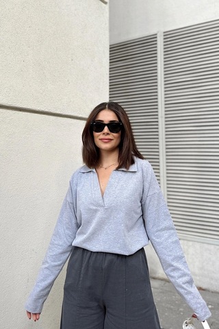 WeShaya Kadın Gri Polo Yaka Basic Bluz, Uzun Kol, Regular Kesim, Günlük Ve Spor Kaliteli Kumaş Sweatshirt Gri
