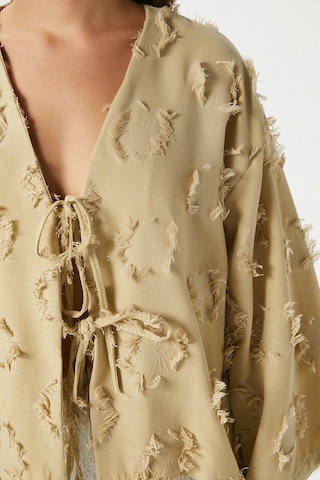 Ritnice Kadın Harmony Bağcıklı Çağla Yeşili Kimono Gömlek Yağ Yeşili