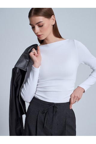 Dilvin 32198 Kayık Yaka Büzgülü Top-açık Ekru Açık Ekru