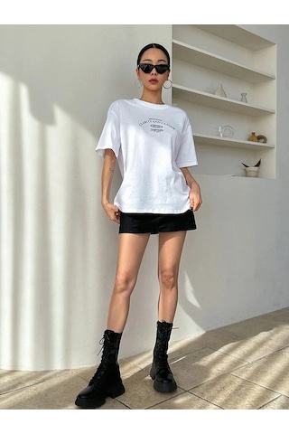 Clarity And Candor Baskılı Unisex Oversize T-shirt Beyaz