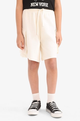 DeFacto Kız Çocuk Beli Lastikli Kargo Cepli Şort B0840A825HSER233 Ekru