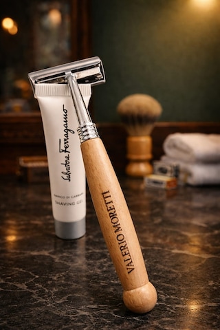 Valerio Moretti Ahşap Saplı Klasik Tıraş Bıçağı + Shaving Gel 15 Ml