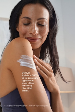 Avon Care Gliserin & Badem Sütü İçeren Yoğun Nemlendirici El Kremi 75 ML