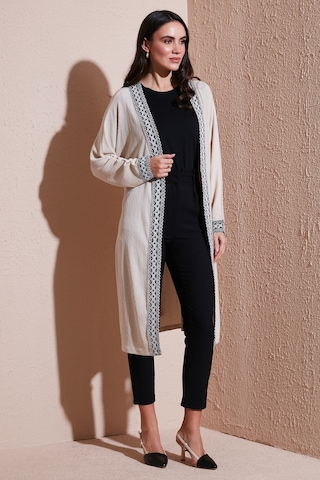 Lela Modest Regular Fit Bağlamalı Nakışlı Tesettür Uzun Kimono Bayan Hırka 5866173 Taş