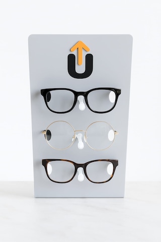 Upeka 3'lü Pleksi Modern Mağaza Ofis Ev Masaüstü Gözlük Standı Gri Renk 35cm Açık Gri