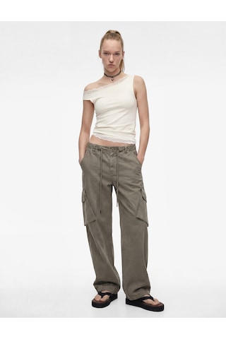 Koton Slim Fit Dantel Detaylı Kolsuz Kayık Yaka Bluz Yeşil 6sal30207ık