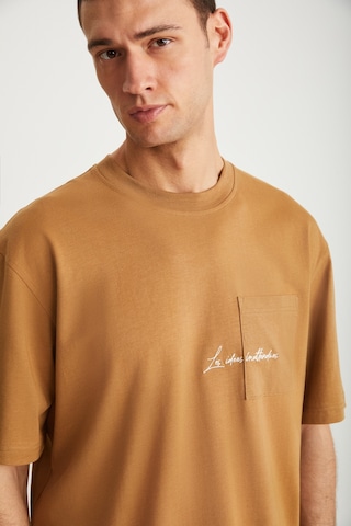 Grımelange Kravın Erkek %100 Pamuk Bisiklet Yaka Baskılı Kahverengi T-shirt
