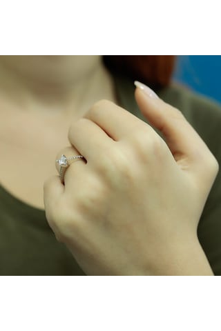 Lova G Renk Toplam 0,40 Karat Pırlanta Tektaş Yüzük - IDL Sertifikalı