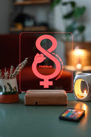 Kadınlar Günü Hediyesi Özel 3D Masaüstü Led Lamba