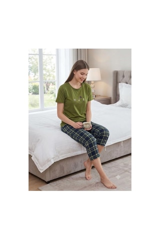 Mihra Kadın %100 Pamuk Bisiklet Yaka Kısa Kol Kapri Pijama Takımı 90787/4129- 1 Adet Yeşil