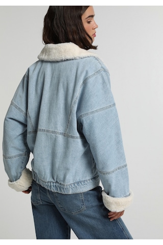 Colin's Colins Oversize Fit Düğmeli Astarlı Kürklü Kadın Bleach İndigo Denim Ceket Cl1082797 Q1.v1 Dn45168