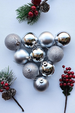 Yılbaşı Ağaç Süsü Gümüş Renkli Top Noel Süs 5 Cm 10 Adet