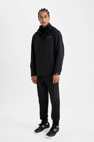 DeFactoFit Su İtici Mont Normal Kesim Kapüşonlu Fermuarlı Cepli C6047AX24AUBK81