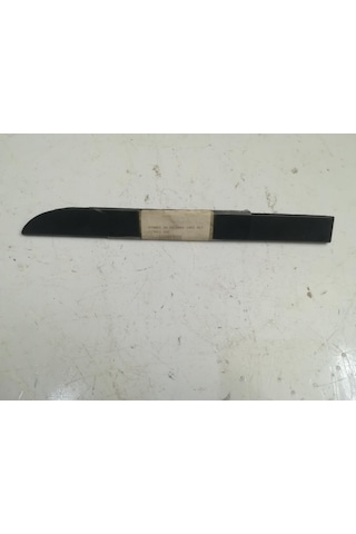 Kelebek Camı Alt Çıtası Starex 02-08 Sağ 86183 4a000