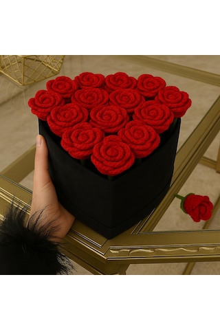 Lüks Kalpli Kutuda Gül Aranjman, Sevgiliye Doğum Günü Yıldönümü H