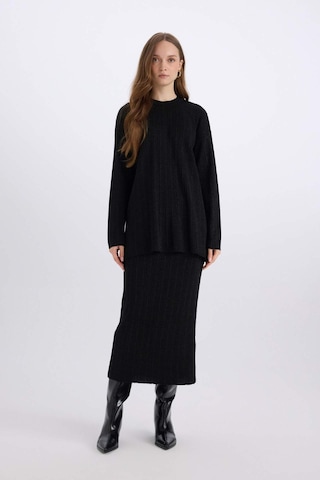 DeFacto Relax Fit Bisiklet Yaka Basic Düz Triko Kazak Tunik D8633AX24WNBK81 Siyah