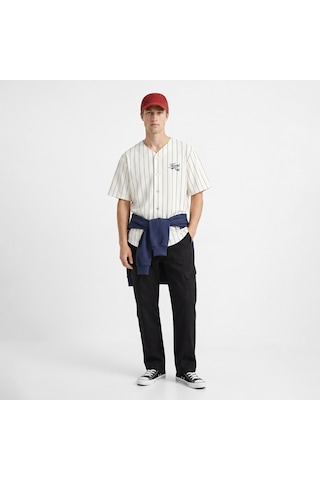 Karl Kani Cursive Varsity Pinstripe Cropped Baseball Erkek Beyaz Gömlek Km261-018-1 Çok Renkli