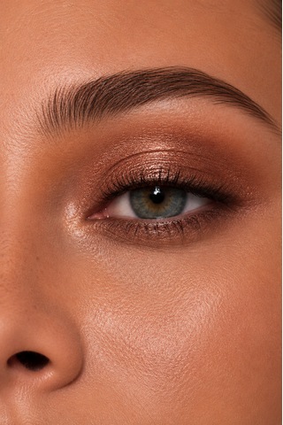 Likit Göz Far Sultry Brown 02 / 14 Saate Kadar Kalıcı Hızlı Kuruyan Islak Görünüm Ve İpeksi Bitiş Gliserin İçerikli Mousse Yapı / My Joy Liquid Eyeshadow Kahverengi