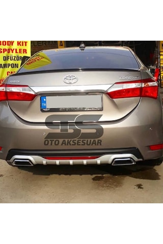 Toyota Corolla 2013-2018 Difüzör Arka Tampon Eki 2 Egzoz Çıkışlı Gri Reflektörlü